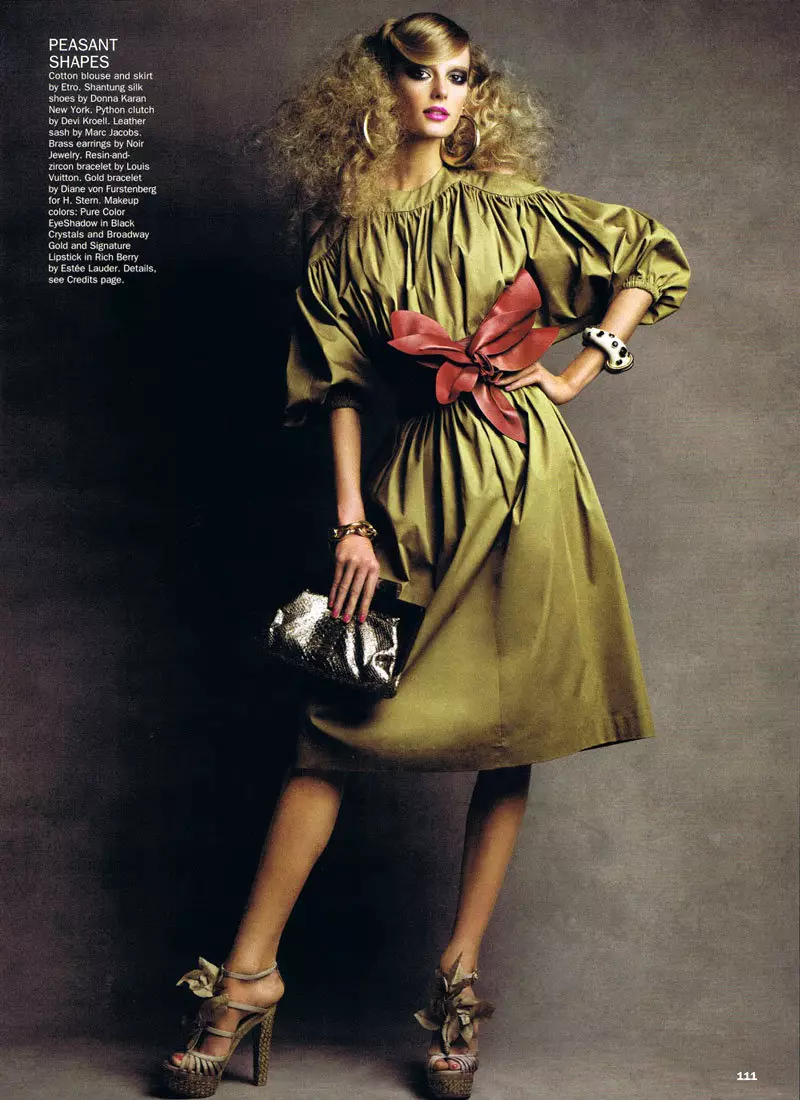 Sigrid Agren oleh Patrick Demarchelier untuk Allure Februari 2011