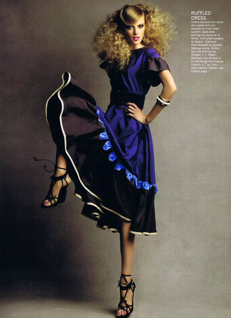 Sigrid Agren pa Patrick Demarchelier pou Allure fevriye 2011