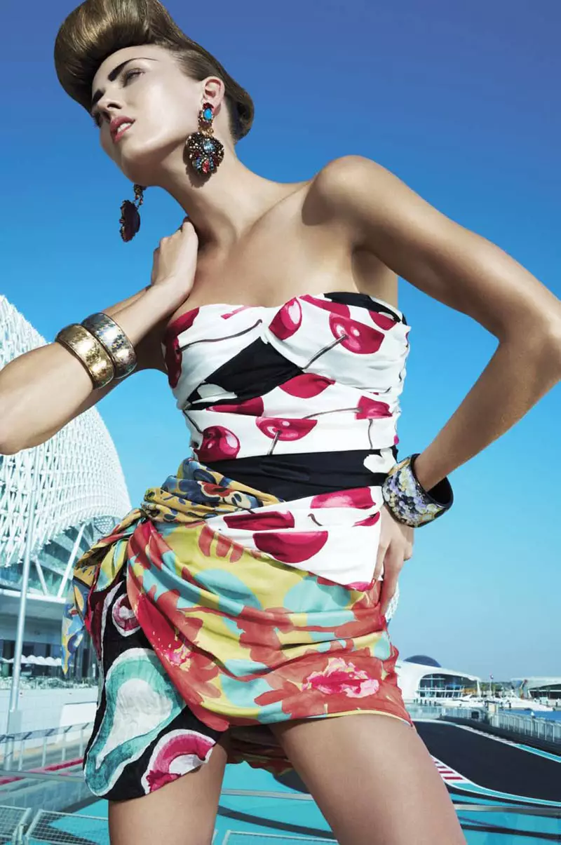 Harper's Bazaar Arabia, сакавік 2010 г. | Кіданне фігур Сюзаны Шпіл