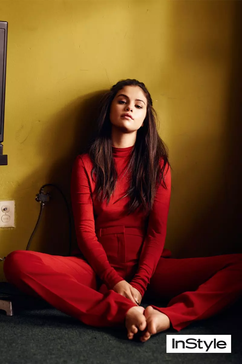 Selena Gomez InStyle UK ජනවාරි 2016 ඡායාරූප රූගත කිරීම