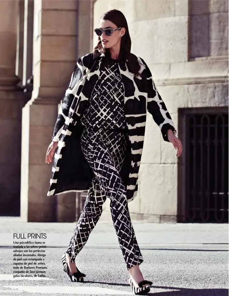 Djamila Del Pino Hits the Street for Vogue Mexico bởi Elena Bofill