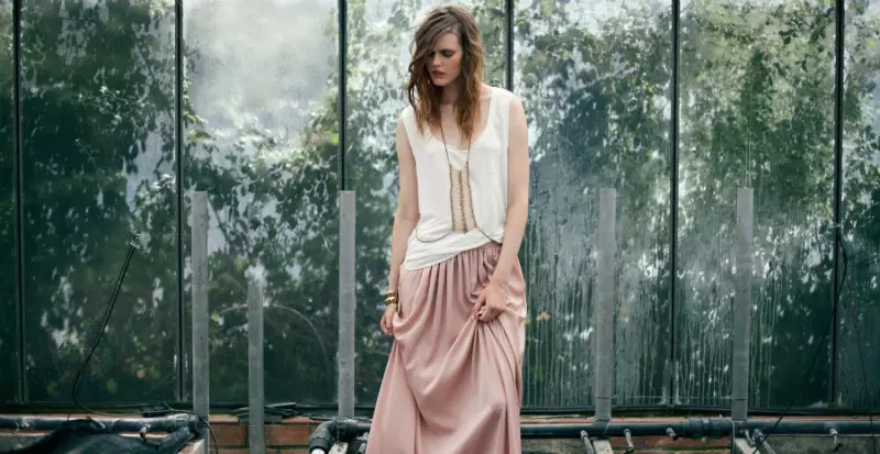 Bershka's Ogasiti 2012 Lookbook is Casually Romantic