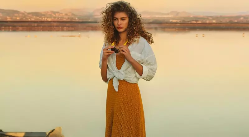 Dorit Revelis estrela o lookbook da primavera de 2018 da Zara em Salt Lake