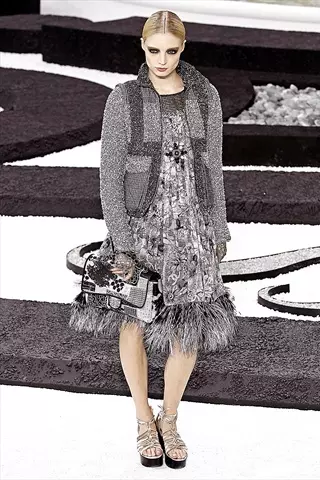 Chanel пролет 2011 | Седмица на модата в Париж