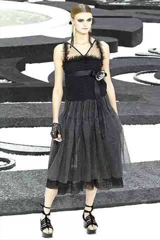 Lohataona Chanel 2011 | Herinandron'ny lamaody Paris