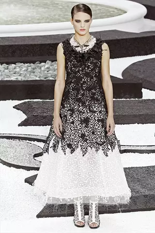 Chanel kevät 2011 | Pariisin muotiviikko