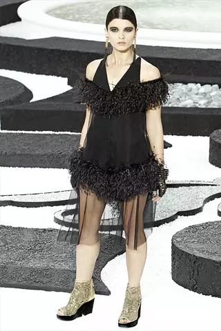 Chanel pavasaris 2011 | Parīzes modes nedēļa