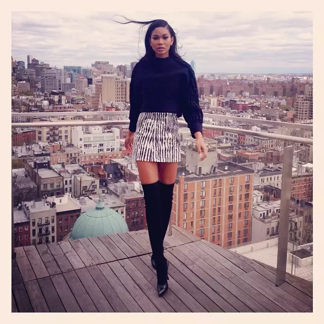 Chanel Iman are picioare la New York