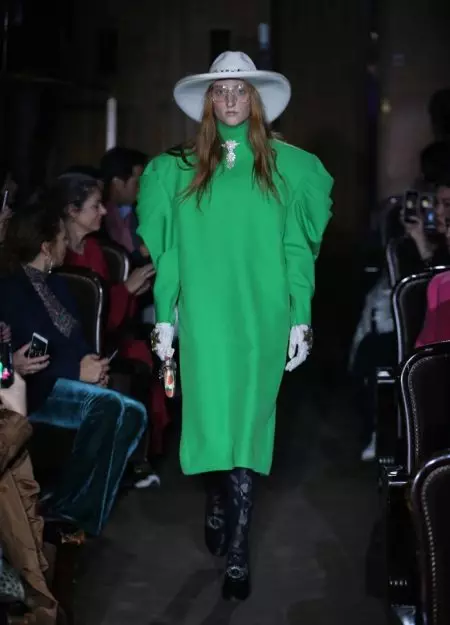 Gucci aduce Fringe & Sparkle în colecția de primăvară 2019