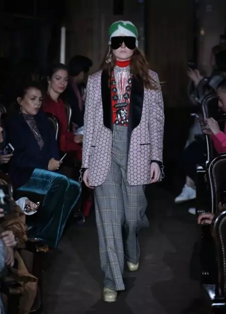 “Gucci” 2019-njy ýylyň bahary kolleksiýasyna “Fringe & Sparkle” getirýär