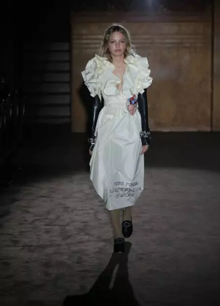 Gucci aduce Fringe & Sparkle în colecția de primăvară 2019