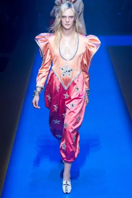 Gucci Embraces Maximalism rau lub caij nplooj ntoos hlav 2018