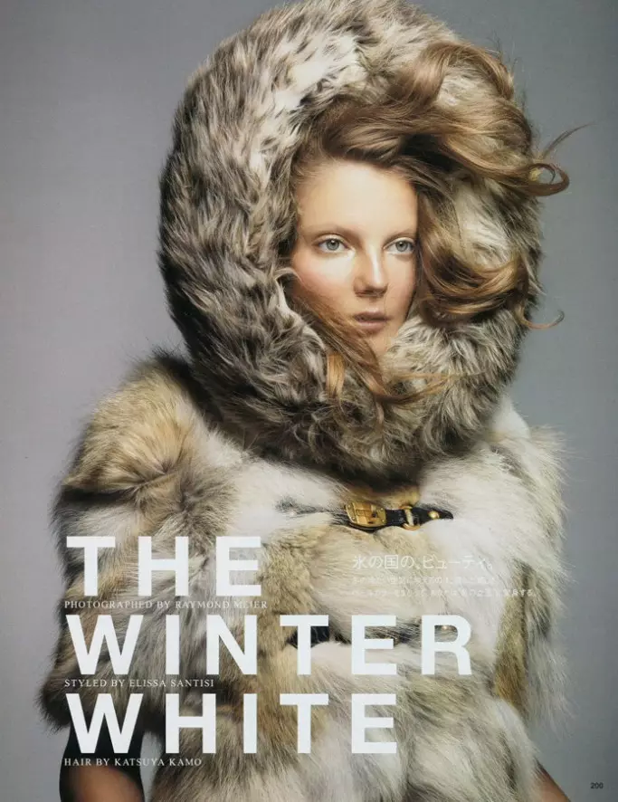 Eniko Mihalik av Raymond Meier för Vogue Nippon november 2010