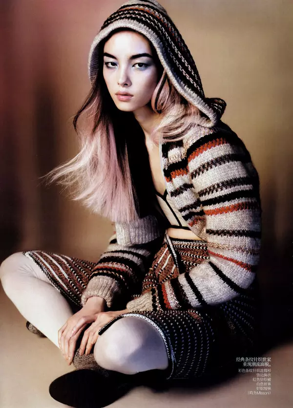 Meghan Collison ۽ Fei Fei Sun by Josh Olins Vogue China آڪٽوبر 2010