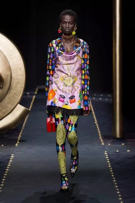 Versace 2019-нчы елның көзенә Grunge Vibes китерә