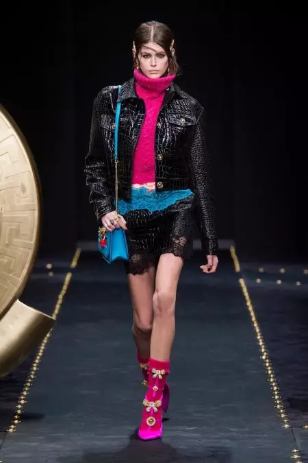 Versace liwwert Grunge Vibes fir den Hierscht 2019