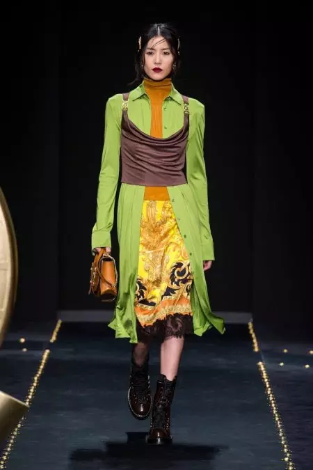 Versace 2019 жылдың күзіне арналған Grunge Vibes ұсынады