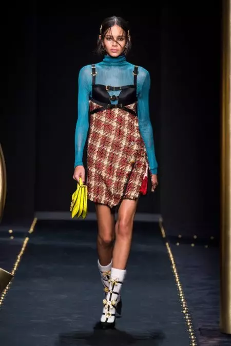 Versace levererar Grunge Vibes för hösten 2019