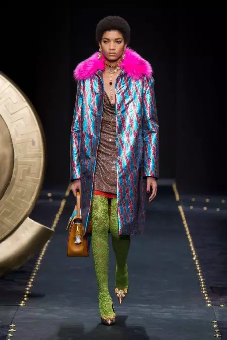 Versace ofereix Grunge Vibes per a la tardor del 2019