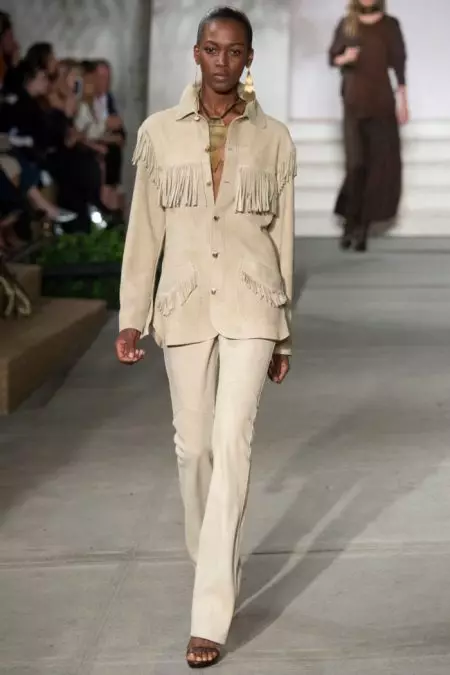 Si Ralph Lauren Miadto sa Kasadpan alang sa Fall Show