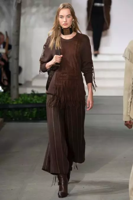 Si Ralph Lauren Miadto sa Kasadpan alang sa Fall Show