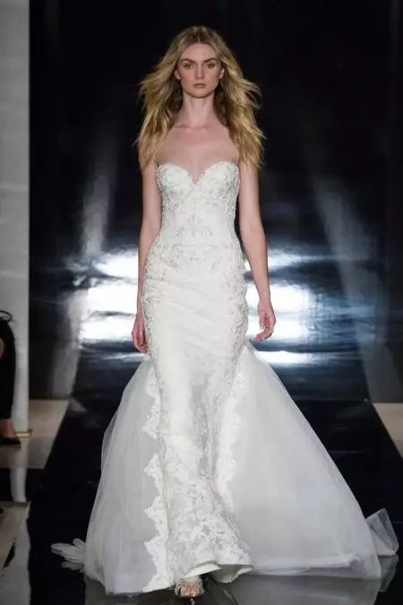 Reem Acra Bridal Spring 2017- ရိုမန်းတစ်ဒရာမာ