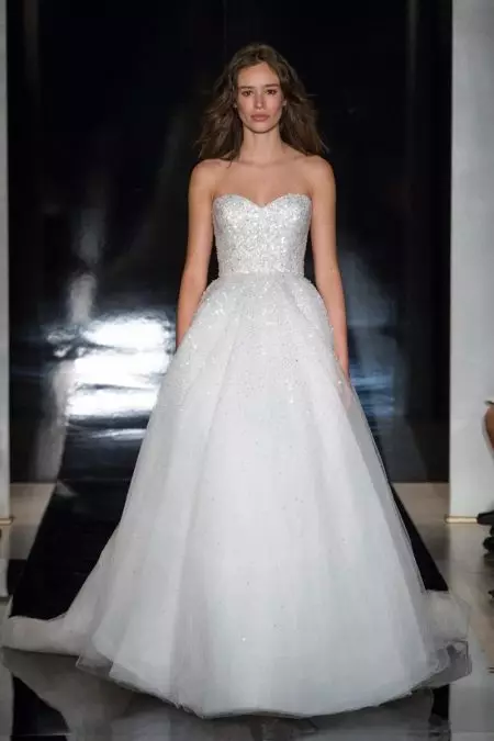 Reem Acra Bridal Spring 2017: ආදර නාට්‍ය