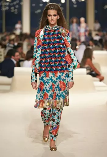 Chanel Cruise 2015 kolleksiyasi uchun sharqqa qaraydi