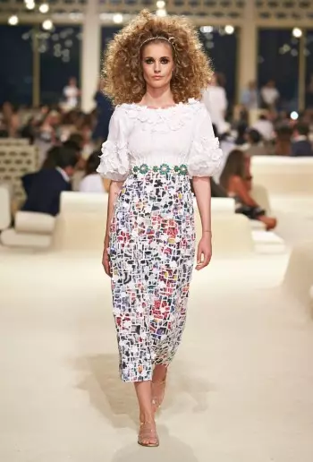 Chanel виглядає на схід для колекції Cruise 2015