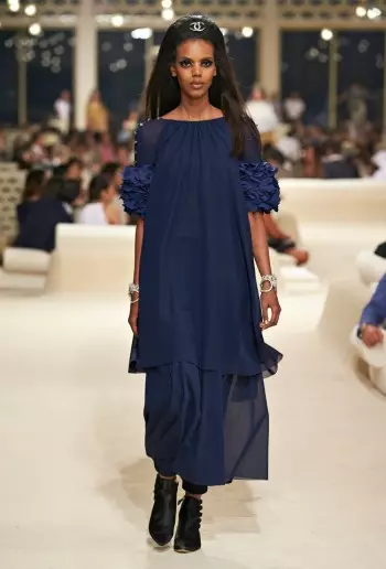 Chanel Pandang Timur untuk Koleksi Cruise 2015