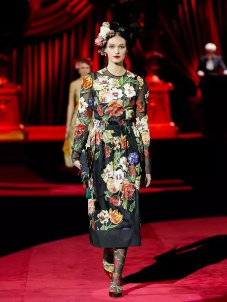 Dolce & Gabbana Ngagungkeun 'Eleganza' kanggo Musim Gugur 2019