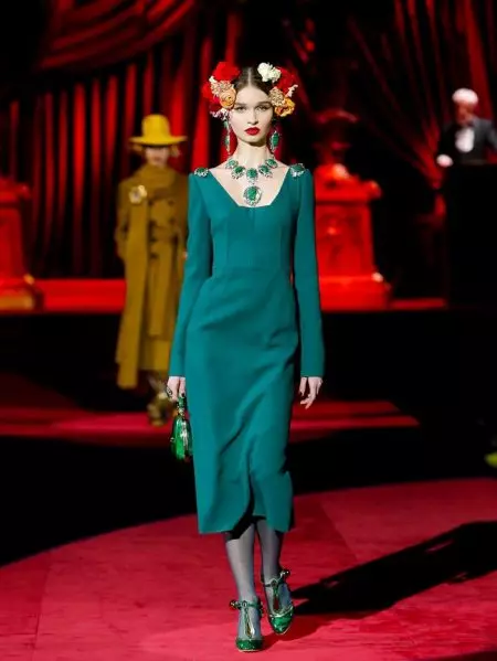 Dolce & Gabbana ngrayakake 'Eleganza' ing musim gugur 2019