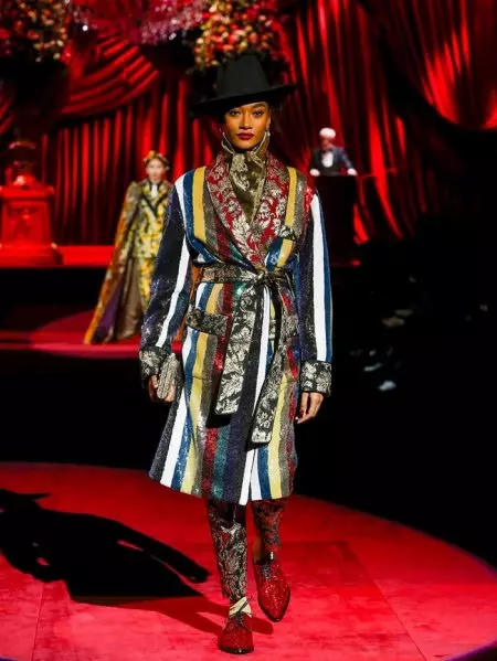 Dolce & Gabbana ngrayakake 'Eleganza' ing musim gugur 2019