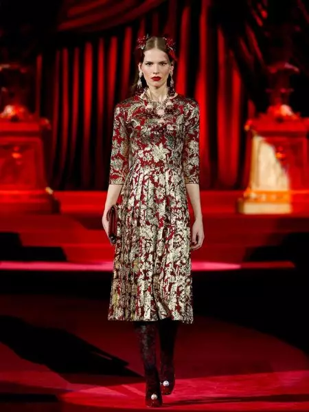 Dolce & Gabbana fiert 'Eleganza' foar hjerst 2019