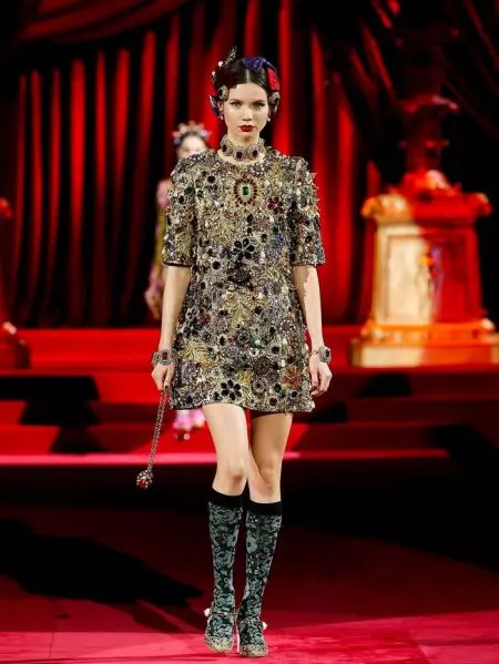 Dolce & Gabbana Ṣe ayẹyẹ 'Eleganza' fun Igba Irẹdanu Ewe 2019