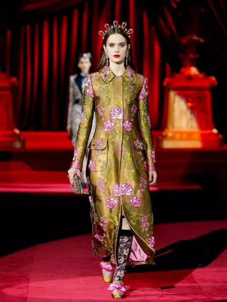 Dolce & Gabbana Ngagungkeun 'Eleganza' kanggo Musim Gugur 2019