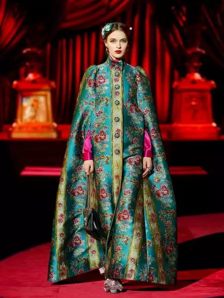 Dolce & Gabbana Ngagungkeun 'Eleganza' kanggo Musim Gugur 2019