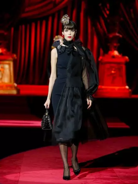 Dolce & Gabbana күз/кыш 2019 конуу тилкеси 7621_245