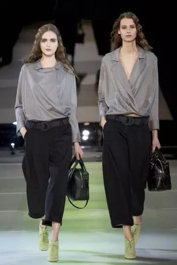 Giorgio Armani ລະດູໃບໄມ້ຫຼົ່ນ/ລະດູໜາວ 2014 | Milan Fashion Week