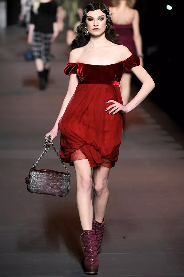 Christian Dior Fall 2011 | Pari Paris moda hepdeligi