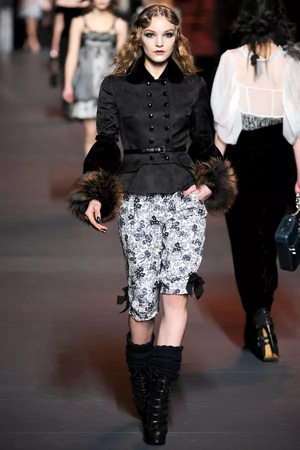 Christian Dior Fall 2011 | Wythnos Ffasiwn Paris