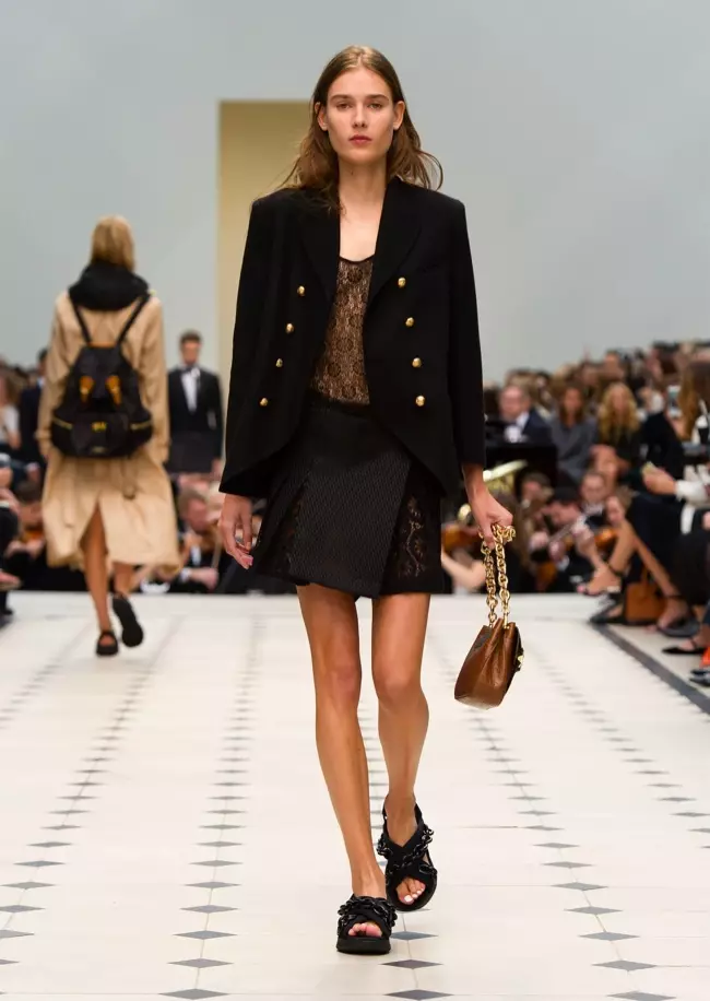 Burberry 2016 գարուն / ամառ