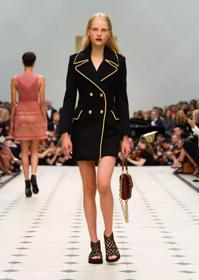 Burberry Printempo 2016 | Londona Modsemajno