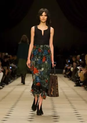 Burberry Prorsum 2015 m. ruduo/žiema