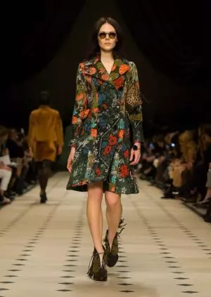 Burberry Prorsum 2015 m. ruduo/žiema