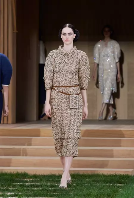 Chanel gaat rustig voor de lente van 2016 Couture