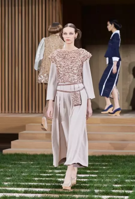 Το Chanel Goes Tranquil για την ραπτική άνοιξη 2016