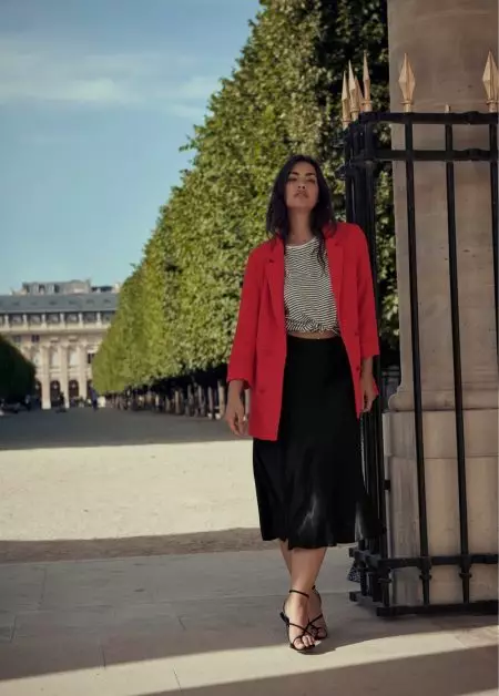 Lorena Duran nosí French Girl Looks from Violeta od Mango