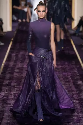 Atelier Versace Inoita Body-Con Haute Couture yeFall 2014 Show