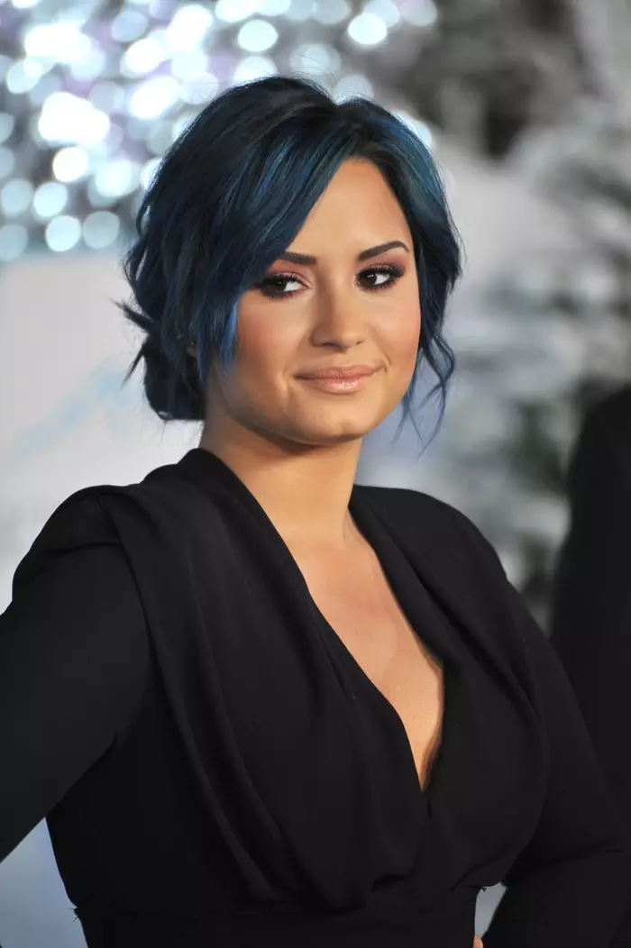 Buhok ni Demi Lovato: Labing Maayo nga Estilo sa Buhok ni Demi